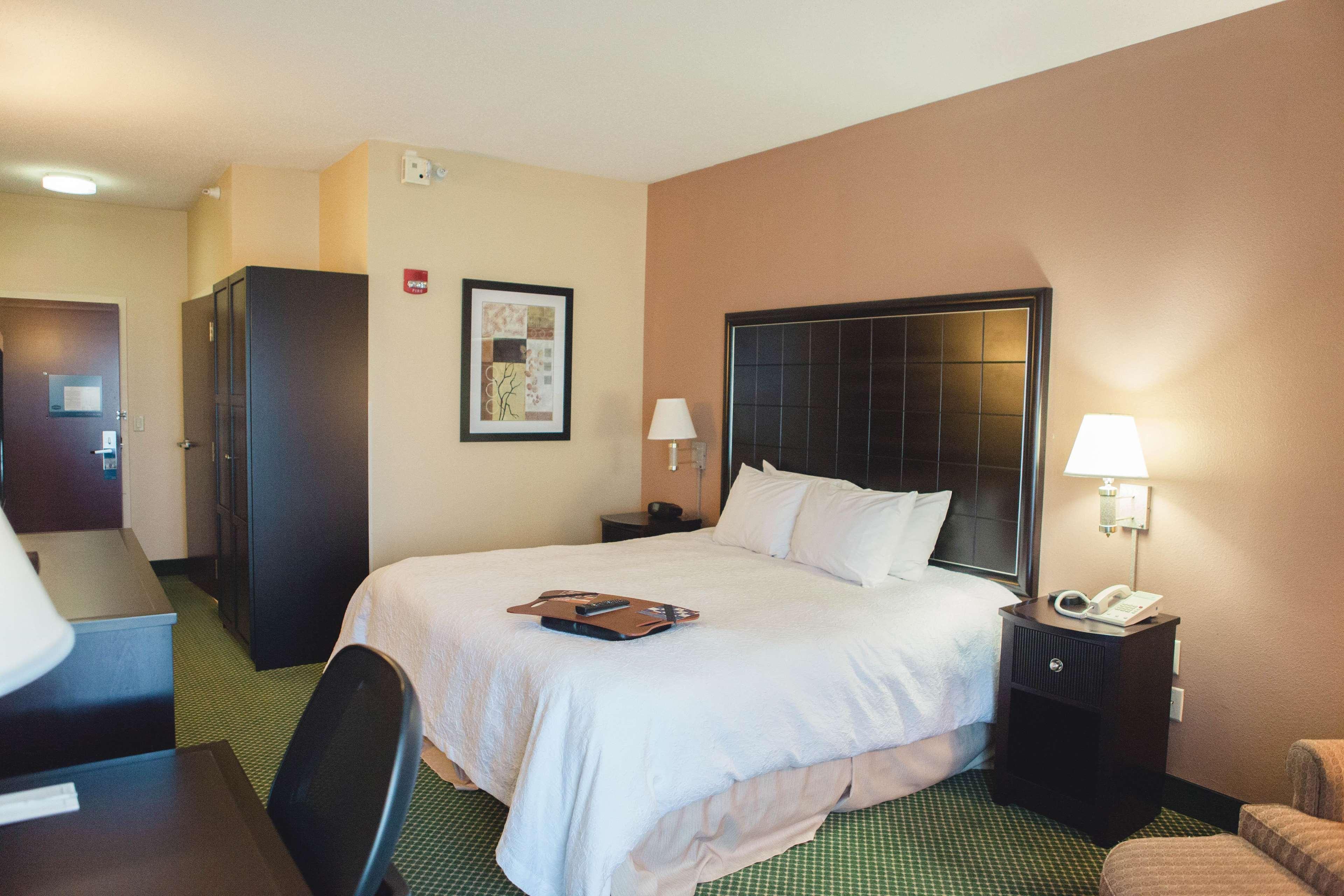 Hotel Hampton West