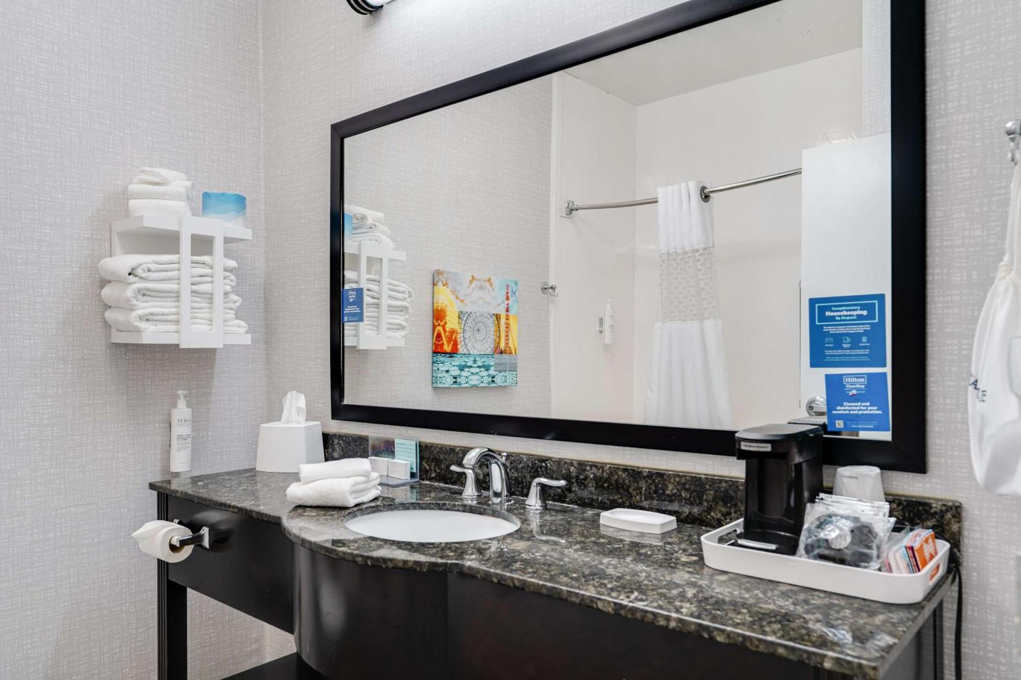 Hotel Hampton West Bloomington