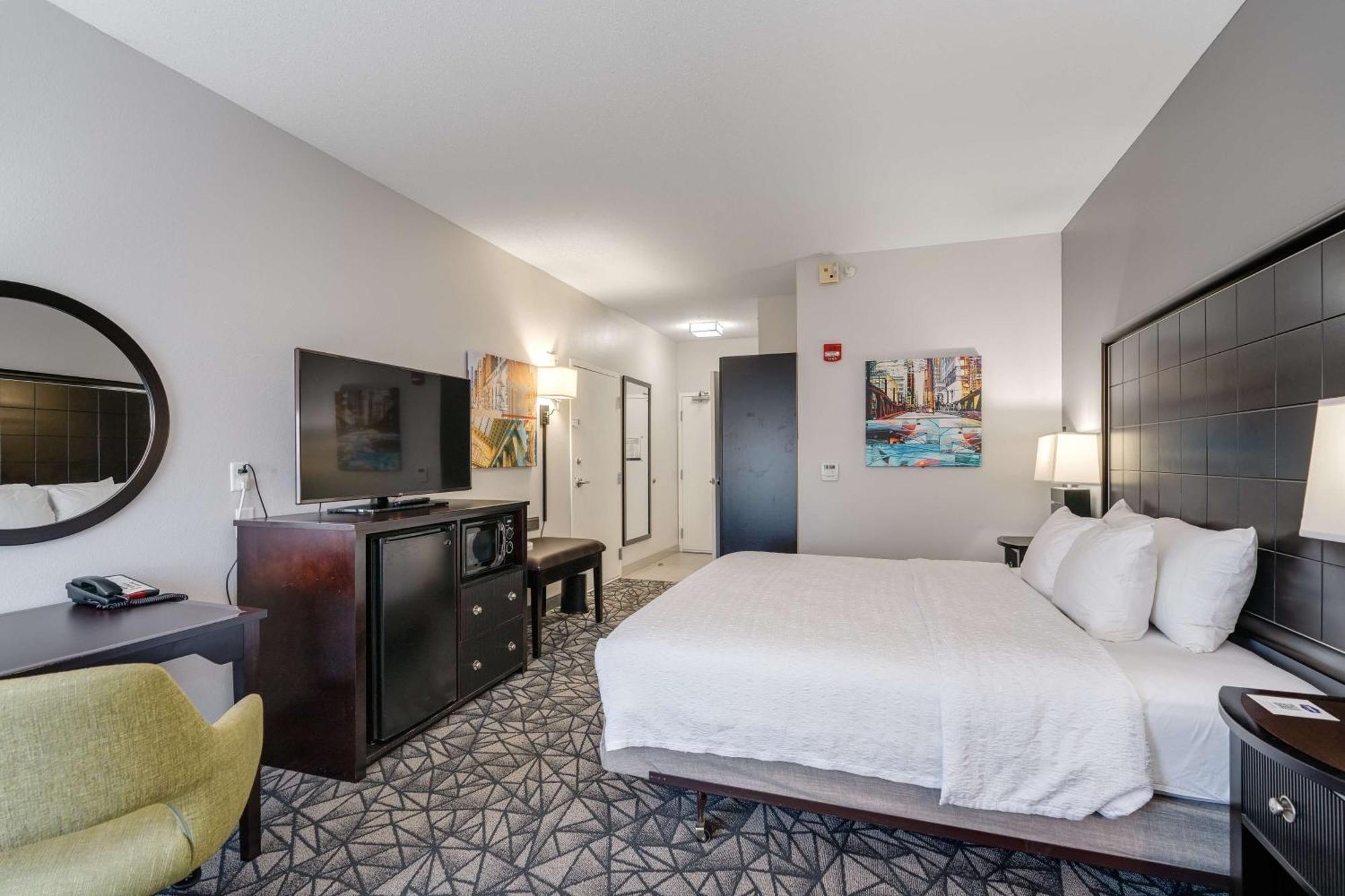 Hotel Hampton West