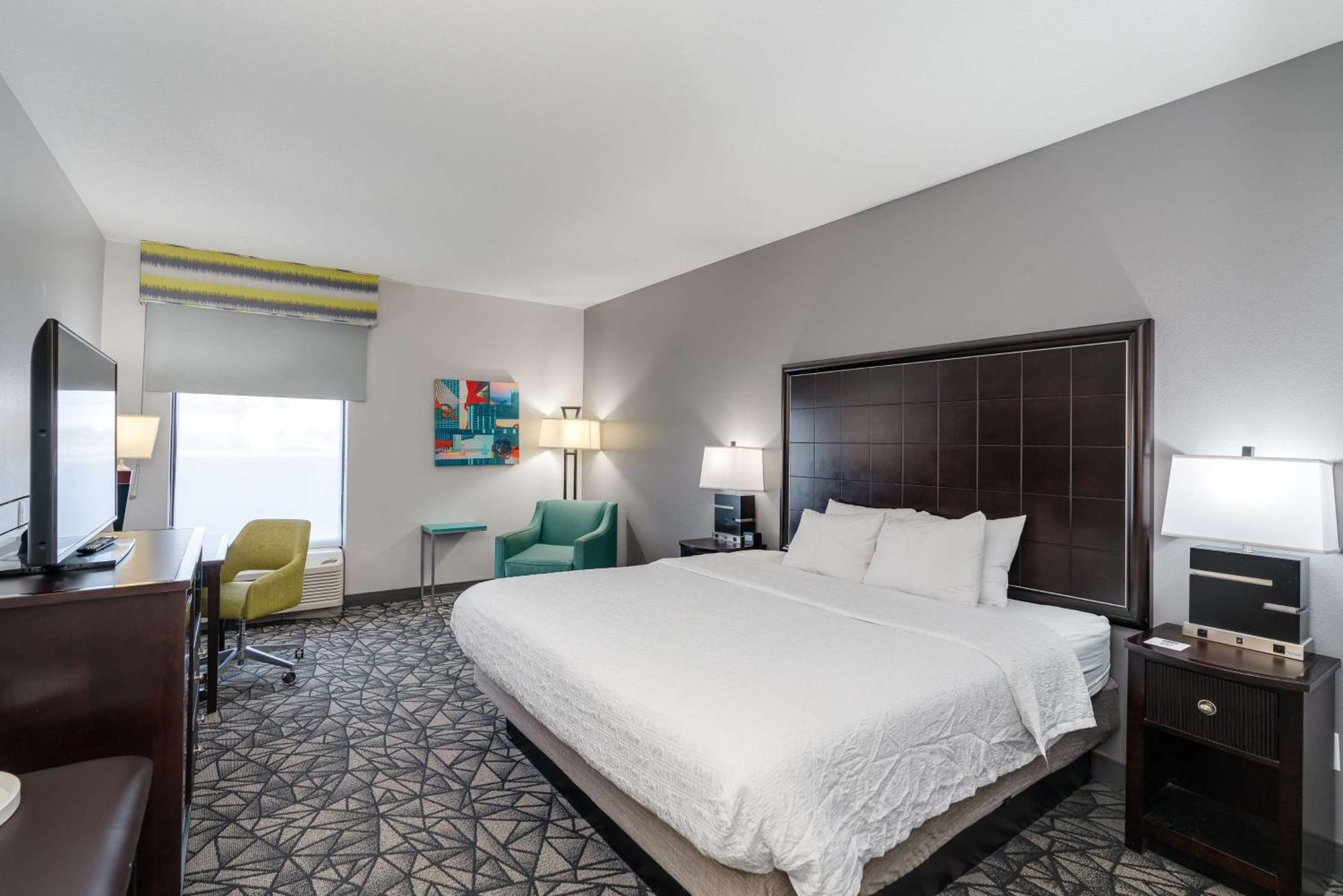 Hotel Hampton West